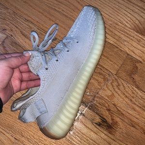 Adidas Yeezy Boost 350 V2